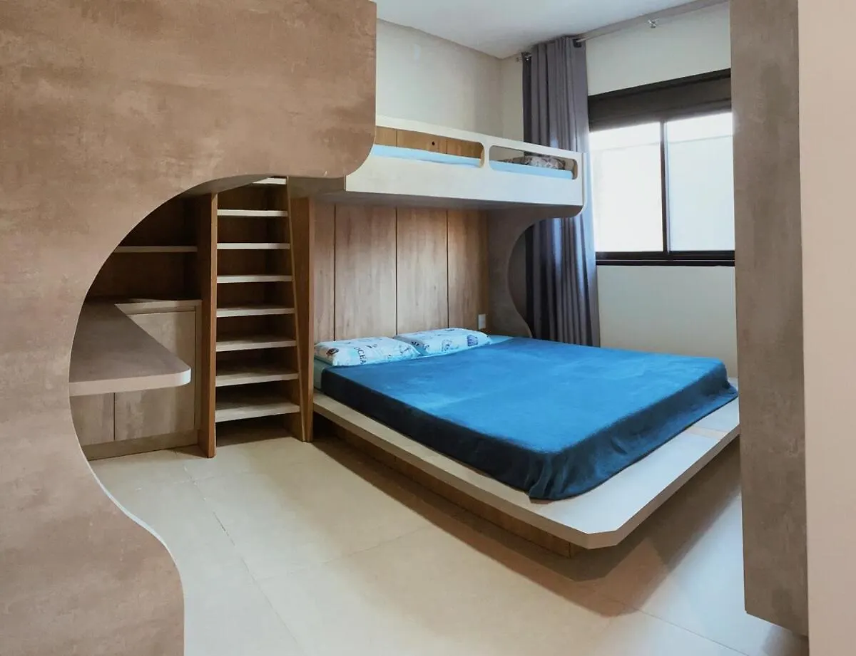 Casa 4 Suites Garopaba, Rosa Internacional - Surfland