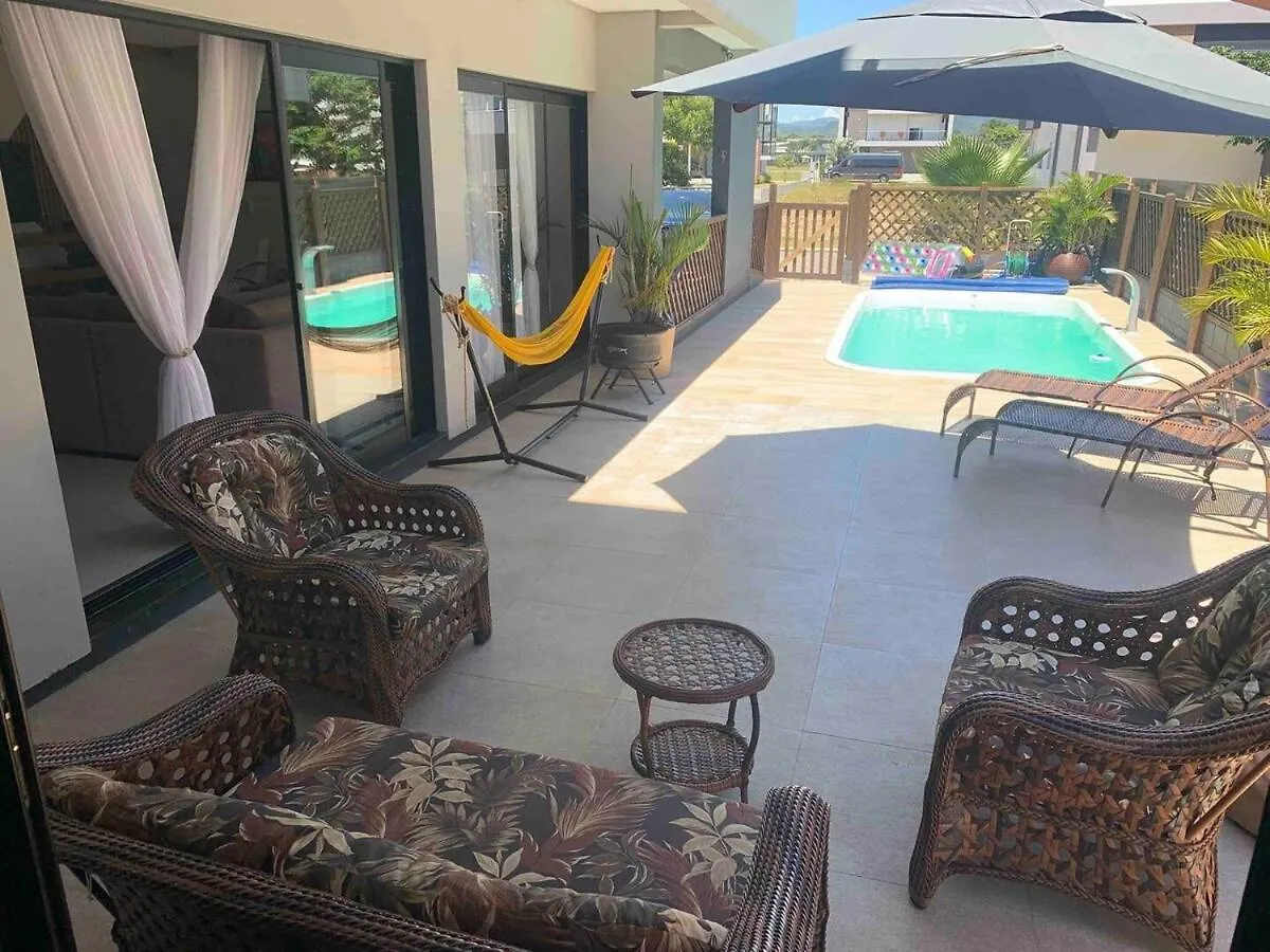 Dom wakacyjny Casa 4 Suites Garopaba, Rosa Internacional - Surfland